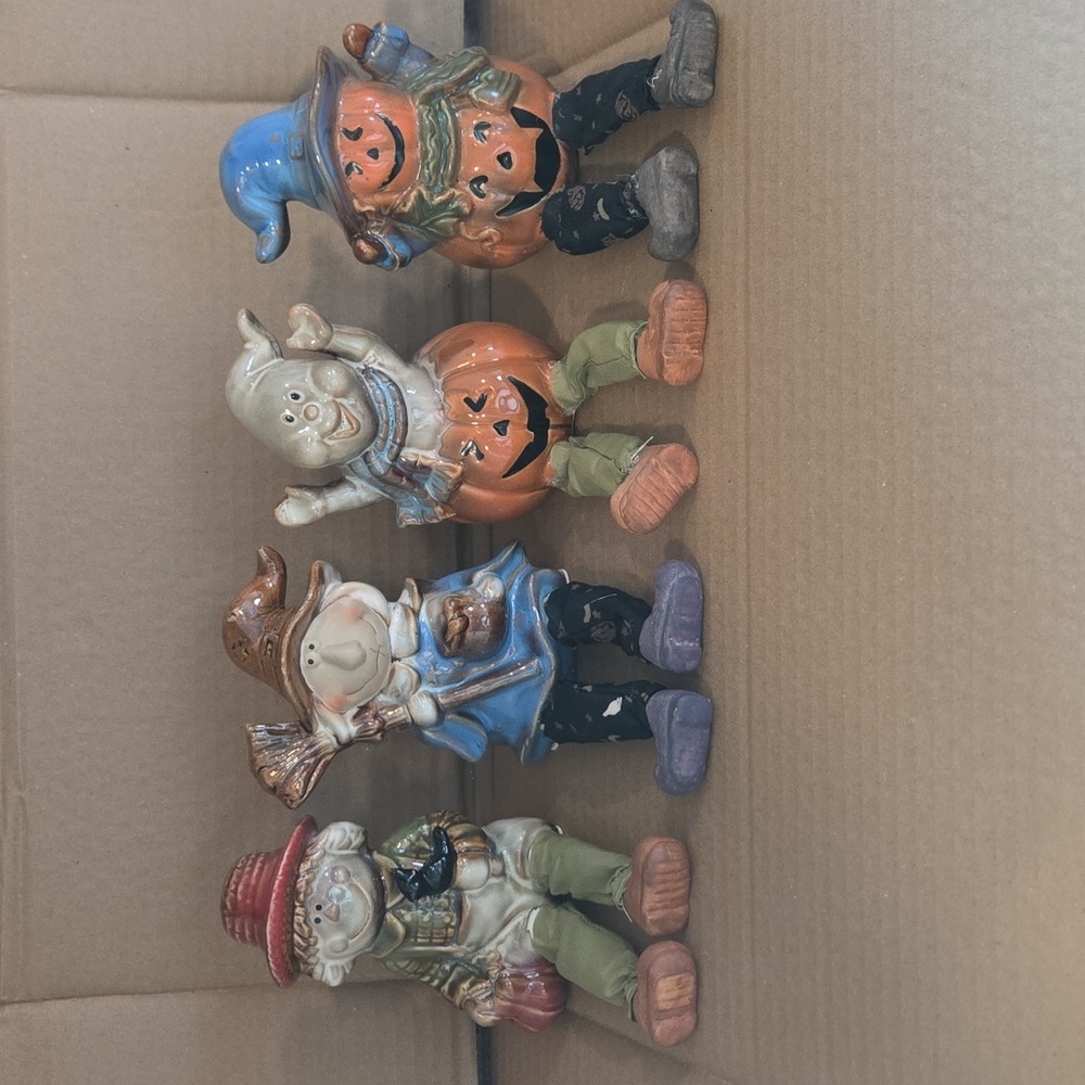 Set Of 4 Halloween Shelf Sitters